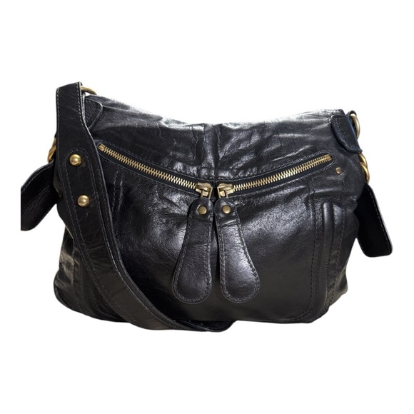 Chloe Bay Shoulder Bag - Picture 4 of 15